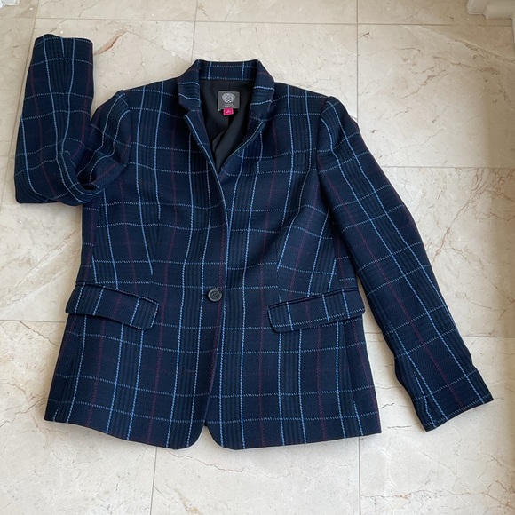 Vince Camuto women’s Plaid Blazer - Picture 7 of 10